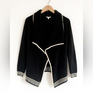 this is the perfect fall sweater so soft, furry, and fuzzy!